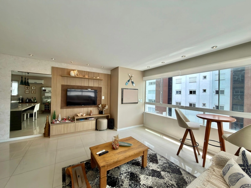 APARTAMENTO À VENDA FRENTE PRAÇA TIARAJÚ: 3ª foto da galeria de imagens do imóvel