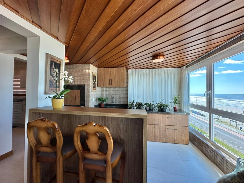 APARTAMENTO À VENDA COM VISTA PARA MAR, APENAS UM APTO POR ANDAR: 8ª foto da galeria de imagens do imóvel
