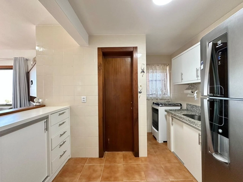 APARTAMENTO COM SACADA DE FRENTE MAR: 9ª foto da galeria de imagens do imóvel