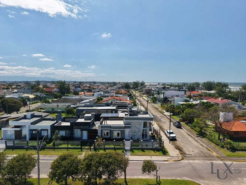 CASA DE ALTO PADRÃO À VENDA EM CAPÃO DA CANOA!: 35ª foto da galeria de imagens do imóvel
