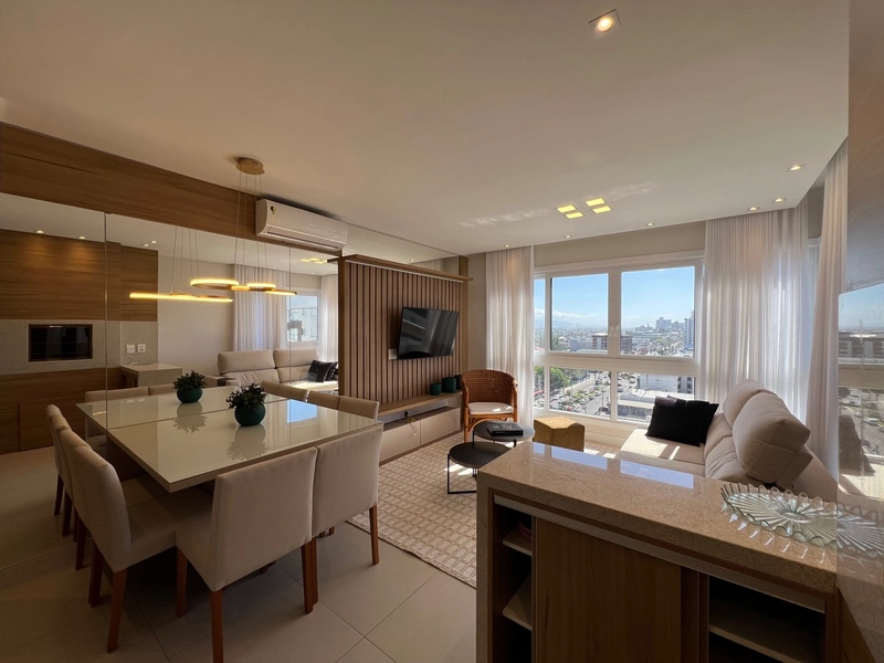 Mobiliado e decorado com vista mar: 2ª foto da galeria de imagens do imóvel