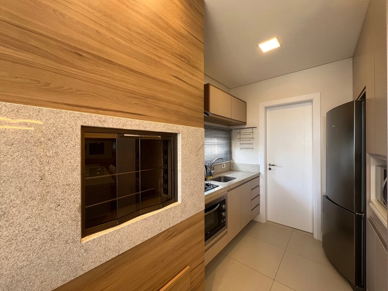 Mobiliado e decorado com vista mar: 3ª foto da galeria de imagens do imóvel