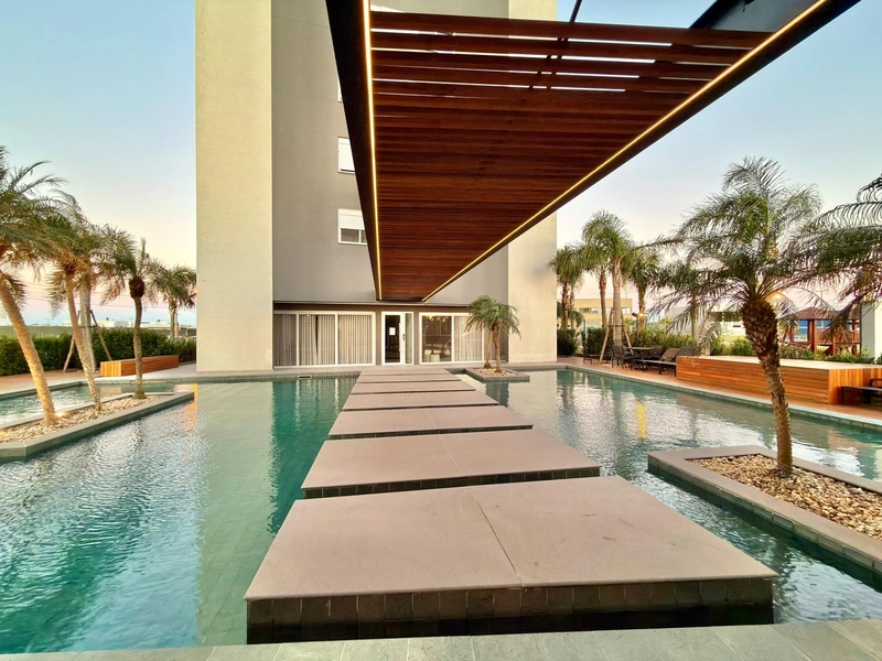 APARTAMENTO À VENDA EM XANGRI-LÁ - NOVIDADE MOBILIADO E DECORADO: 26ª foto da galeria de imagens do imóvel