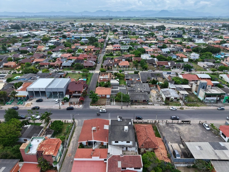 SOBRADO À VENDA EM RAINHA DO MAR - XANGRI-LÁ: 20ª foto da galeria de imagens do imóvel
