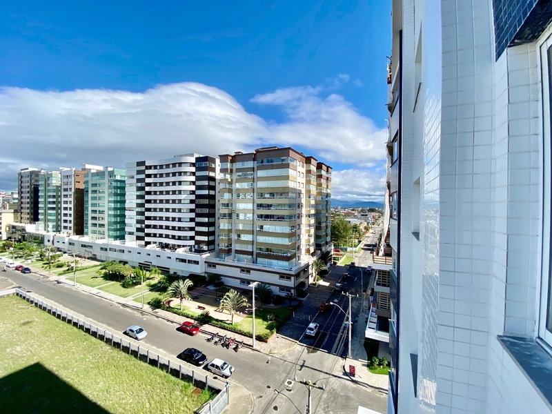 OPORTUNIDADE Á APENAS 3 QUADRAS DO MAR, DE FRENTE PARA A PRAÇA.: 17ª foto da galeria de imagens do imóvel