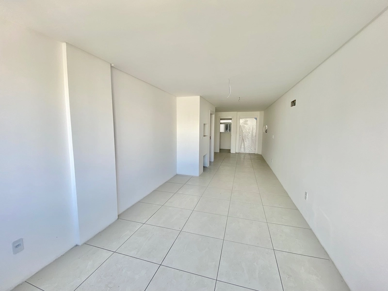 OPORTUNIDADE Á APENAS 3 QUADRAS DO MAR, DE FRENTE PARA A PRAÇA.: 12ª foto da galeria de imagens do imóvel