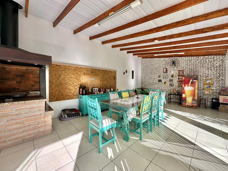 OPORTUNIDADE À VENDA CASA COM TERRENO INTEIRO: 15ª foto da galeria de imagens do imóvel