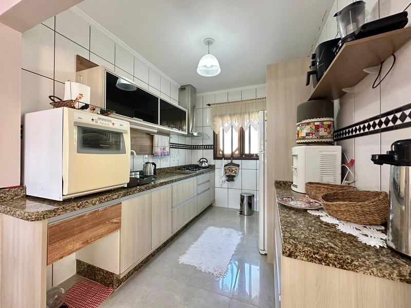 OPORTUNIDADE À VENDA CASA COM TERRENO INTEIRO: 6ª foto da galeria de imagens do imóvel