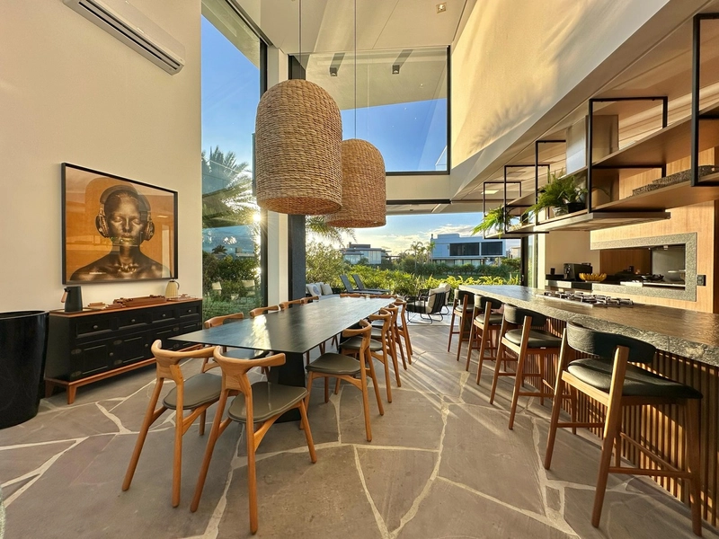 ENSEADA LAGOS  SOBRADO CONTEMPORÂNEO: 7ª foto da galeria de imagens do imóvel
