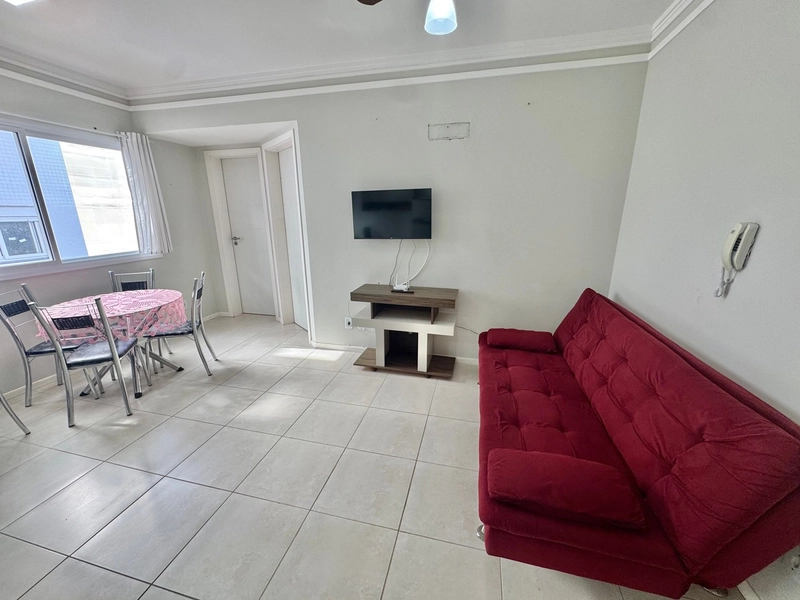 APARTAMENTO 1 QUADRA DO MAR: 2ª foto da galeria de imagens do imóvel