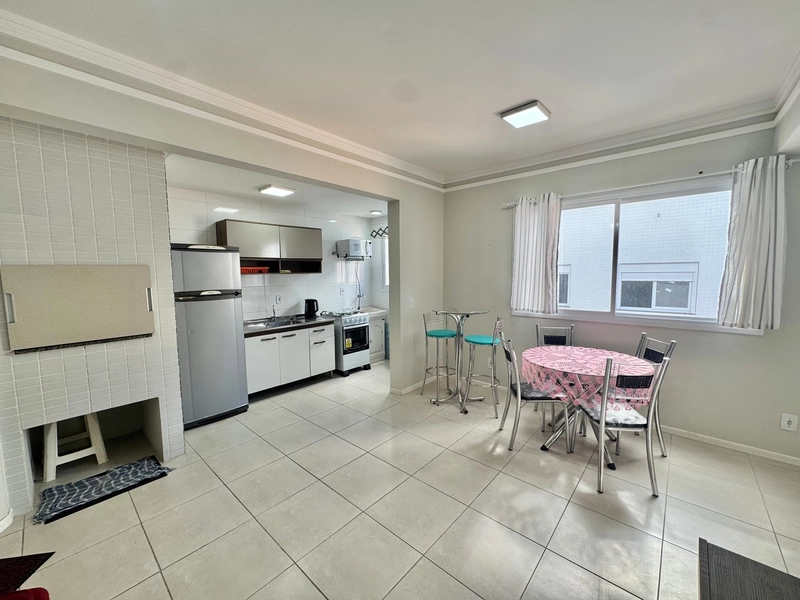 APARTAMENTO 1 QUADRA DO MAR: 3ª foto da galeria de imagens do imóvel