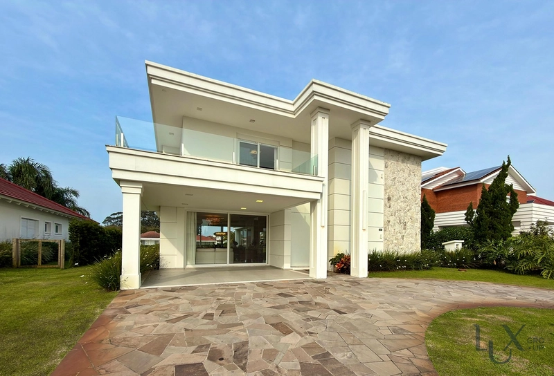 CASA À VENDA EM XANGRI-LÁ!  GREEN VILLAGE GOLF CLUB: 1ª foto da galeria de imagens do imóvel