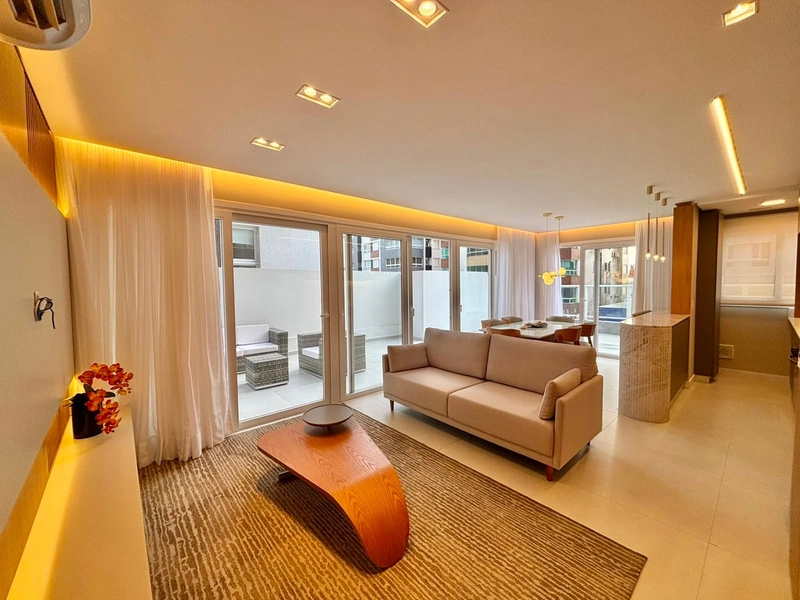 APARTAMENTO À VENDA  NO NAVEGANTES  SACADA DE FRENTE E TERRAÇO EM L: 1ª foto da galeria de imagens do imóvel