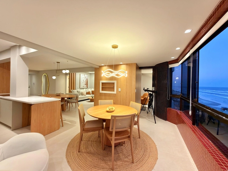 APARTAMENTO À BEIRA MAR !  COM VISTA INCRÍVEL PARA O MAR: 7ª foto da galeria de imagens do imóvel