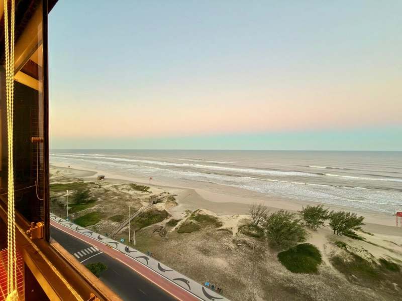 APARTAMENTO À BEIRA MAR !  COM VISTA INCRÍVEL PARA O MAR: 8ª foto da galeria de imagens do imóvel