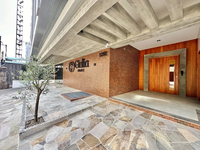 JUNTO A PRAÇA FLAVIO BOIANOVISK COM INFRAESTRUTURA: 1ª foto da galeria de imagens do imóvel