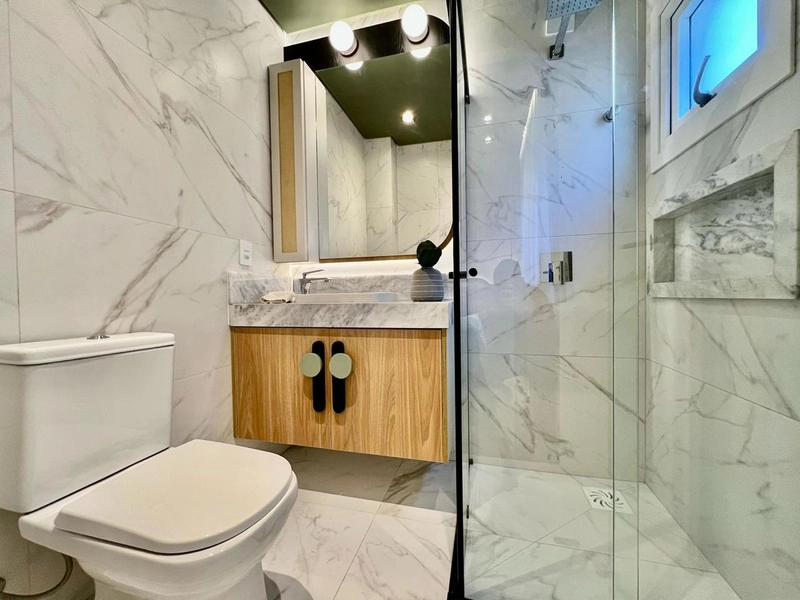Apartamento moderno com vista para o mar: 24ª foto da galeria de imagens do imóvel