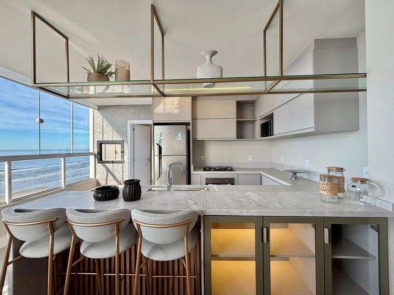 APARTAMENTO COM VISTA CINEMATOGRÁFICA PARA O MAR!: 8ª foto da galeria de imagens do imóvel