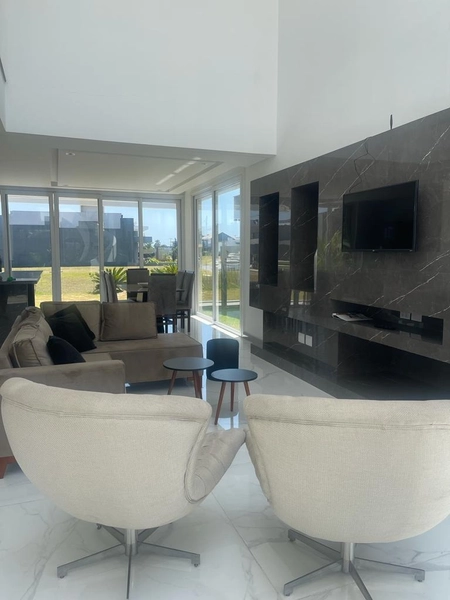 CASA EM CONDOMÍNIO FECHADO!!: 7ª foto da galeria de imagens do imóvel