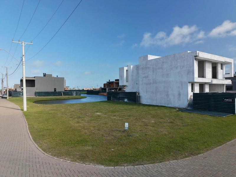 CONDOMÍNIO ZEN LOTE DE ESQUINA E FUNDOS LAGO À VENDA: 1ª foto da galeria de imagens do imóvel