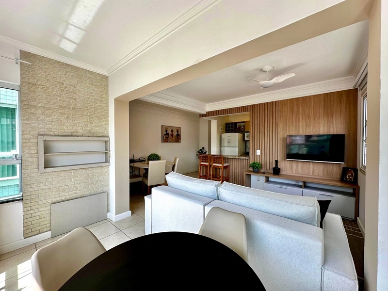 LINDO APARTAMENTO APENAS 1 QUADRA DO MAR: 12ª foto da galeria de imagens do imóvel