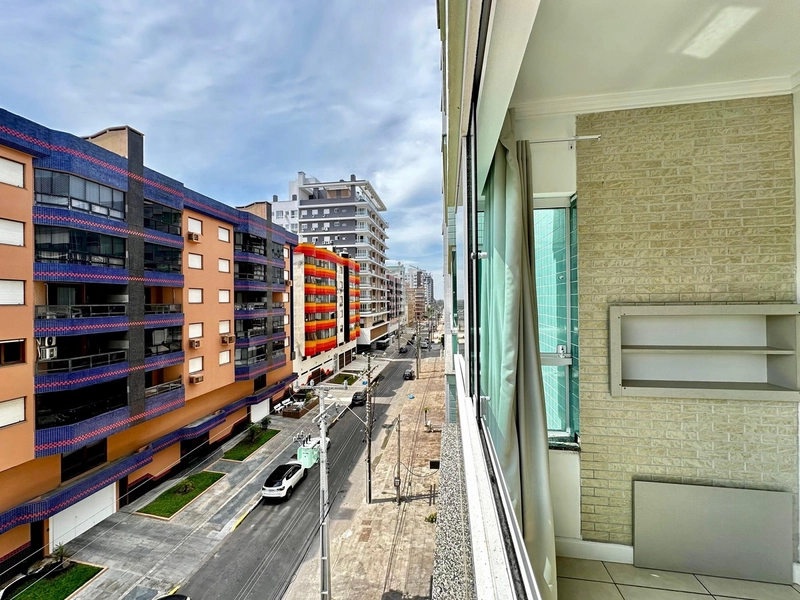 LINDO APARTAMENTO APENAS 1 QUADRA DO MAR: 17ª foto da galeria de imagens do imóvel