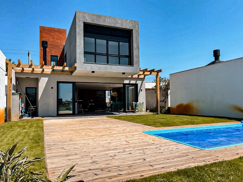 Sobrado alto padrão com 4 Suítes – Mobiliado e Decorado em Xangri-lá: 14ª foto da galeria de imagens do imóvel