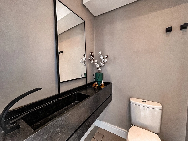 Sobrado alto padrão com 4 Suítes – Mobiliado e Decorado em Xangri-lá: 3ª foto da galeria de imagens do imóvel