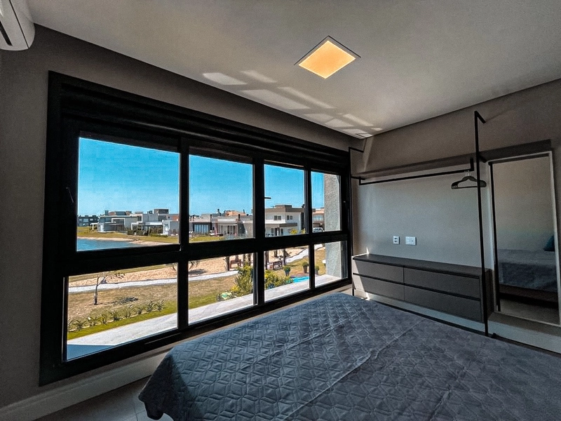 Sobrado alto padrão com 4 Suítes – Mobiliado e Decorado em Xangri-lá: 8ª foto da galeria de imagens do imóvel