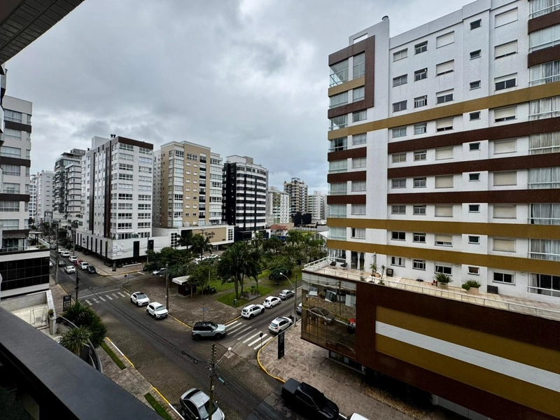 Sacada separada, frente praça, Bairro Navegantes: 6ª foto da galeria de imagens do imóvel