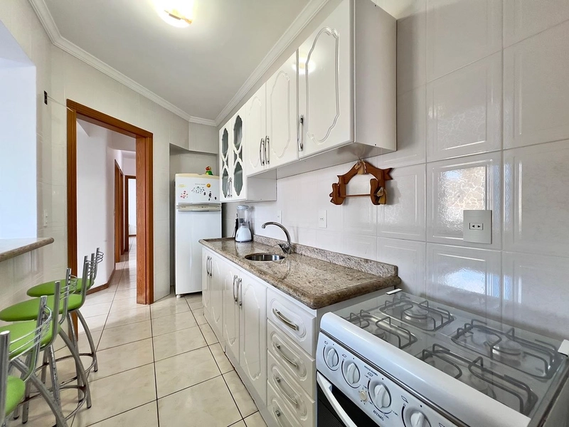 APARTAMENTO DE DOIS DOMITÓRIOS NO CENTRO: 3ª foto da galeria de imagens do imóvel