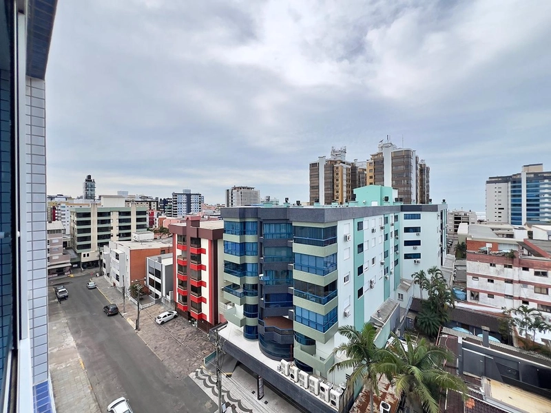APARTAMENTO DE DOIS DOMITÓRIOS NO CENTRO: 1ª foto da galeria de imagens do imóvel