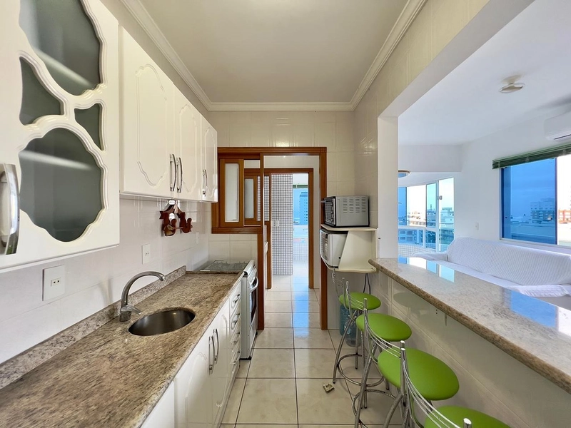 APARTAMENTO DE DOIS DOMITÓRIOS NO CENTRO: 2ª foto da galeria de imagens do imóvel