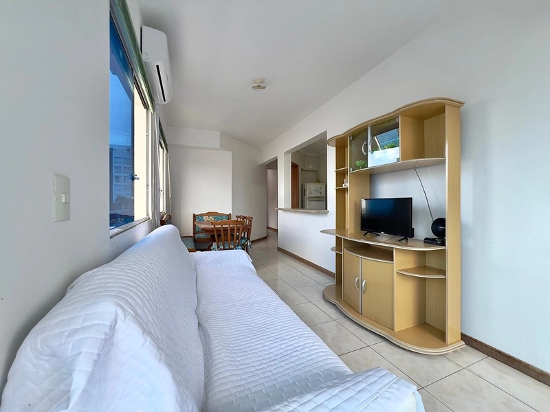 APARTAMENTO DE DOIS DOMITÓRIOS NO CENTRO: 10ª foto da galeria de imagens do imóvel