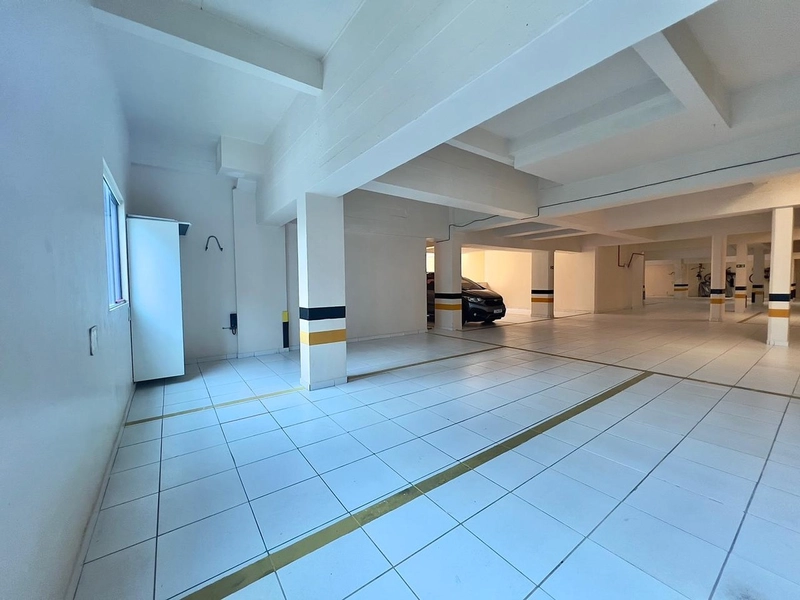 APARTAMENTO DE DOIS DOMITÓRIOS NO CENTRO: 24ª foto da galeria de imagens do imóvel