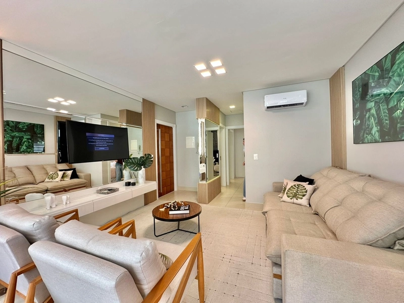 APARTAMENTO À VENDA  SACADA DE FRENTE: 1ª foto da galeria de imagens do imóvel