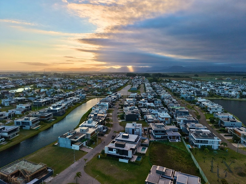 CASA À VENDA CONDOMÍNIO SUNSET : 41ª foto da galeria de imagens do imóvel