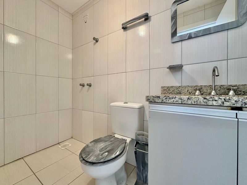 Seu apê na praia com 3 dorms e 3 vagas a 3 quadras do mar!: 11ª foto da galeria de imagens do imóvel