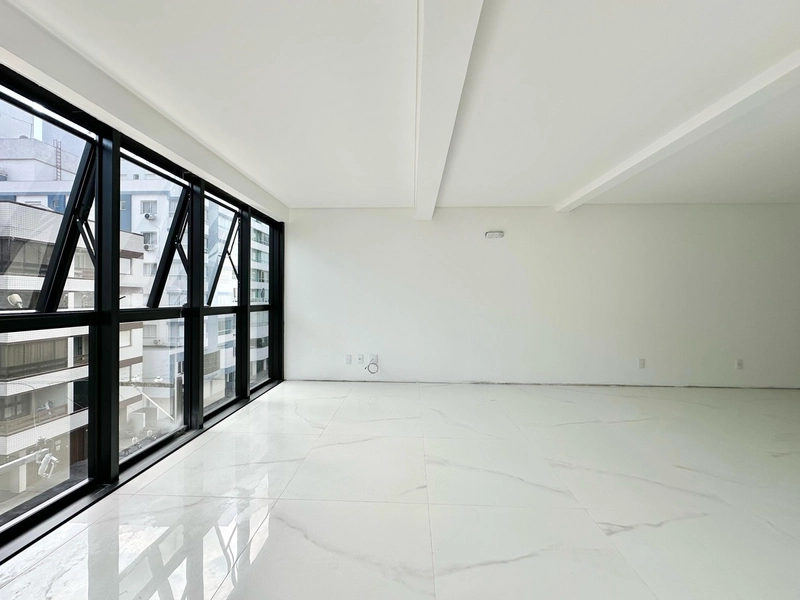 APARTAMENTO À VENDA  COM SACADA DE FRENTE,TERRAÇO E  INFRA: 5ª foto da galeria de imagens do imóvel