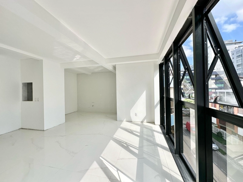 APARTAMENTO À VENDA  COM SACADA DE FRENTE,TERRAÇO E  INFRA: 2ª foto da galeria de imagens do imóvel