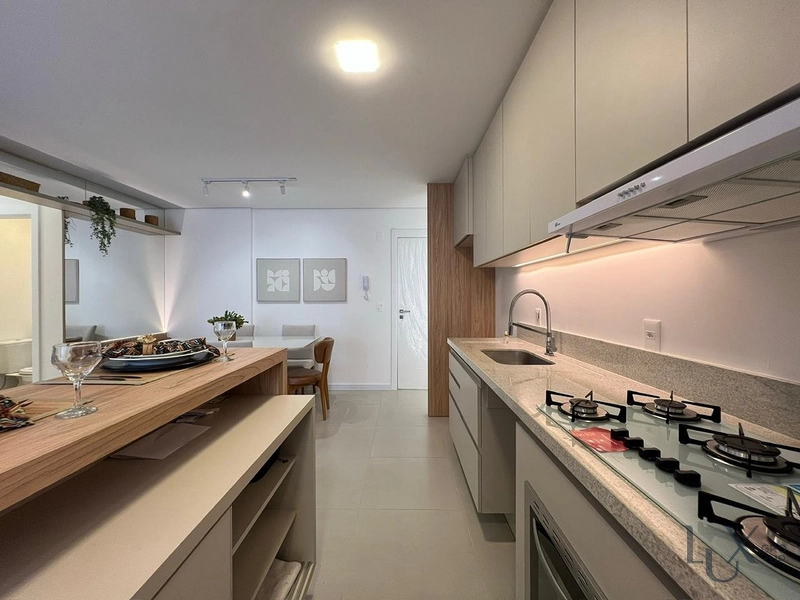APARTAMENTO COM VISTA MAR E SERRA NO BAIRRO NAVEGANTES: 11ª foto da galeria de imagens do imóvel