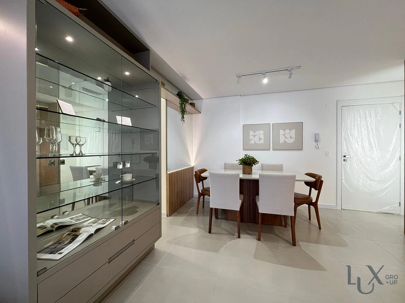 APARTAMENTO COM VISTA MAR E SERRA NO BAIRRO NAVEGANTES: 9ª foto da galeria de imagens do imóvel