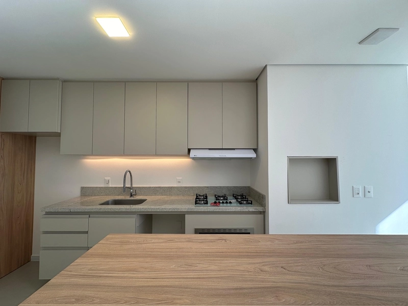 APARTAMENTO COM VISTA MAR E SERRA NO BAIRRO NAVEGANTES: 13ª foto da galeria de imagens do imóvel