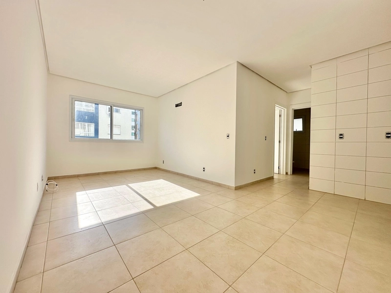 APARTAMENTO À VENDA  2 DORMITORIOS LATERAL LESTE E NORTE EM C DA CANOA: 1ª foto da galeria de imagens do imóvel