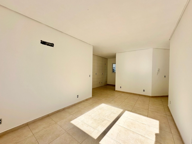 APARTAMENTO À VENDA  2 DORMITORIOS LATERAL LESTE E NORTE EM C DA CANOA: 3ª foto da galeria de imagens do imóvel