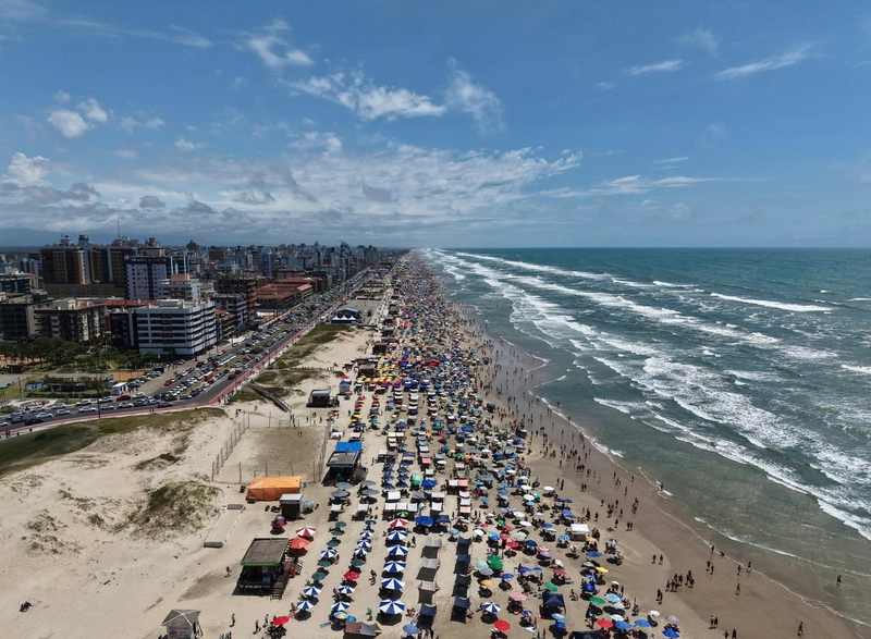 APARTAMENTO À VENDA  PRÓXIMO AO MAR COM TERRACÃO: 30ª foto da galeria de imagens do imóvel