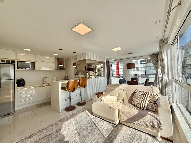 APARTAMENTO DE ESQUINA NA AV. ARARIBÓIA: 3ª foto da galeria de imagens do imóvel