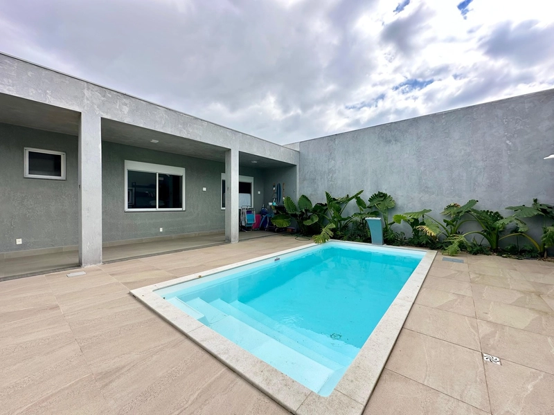 CASA À VENDA EM ATLÂNTIDA: 14ª foto da galeria de imagens do imóvel