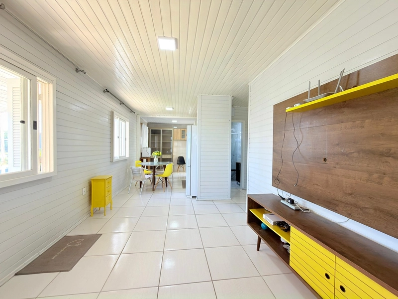 CASA À VENDA, LADO MAR   BAIRRO ARAÇÁ !!  TERRENO INTEIRO 15x30m2: 3ª foto da galeria de imagens do imóvel