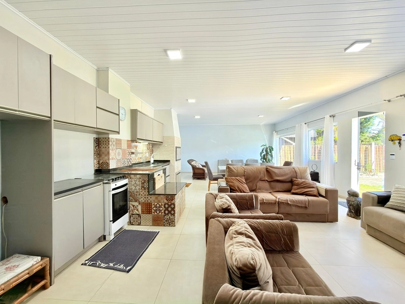 CASA À VENDA, LADO MAR   BAIRRO ARAÇÁ !!  TERRENO INTEIRO 15x30m2: 16ª foto da galeria de imagens do imóvel